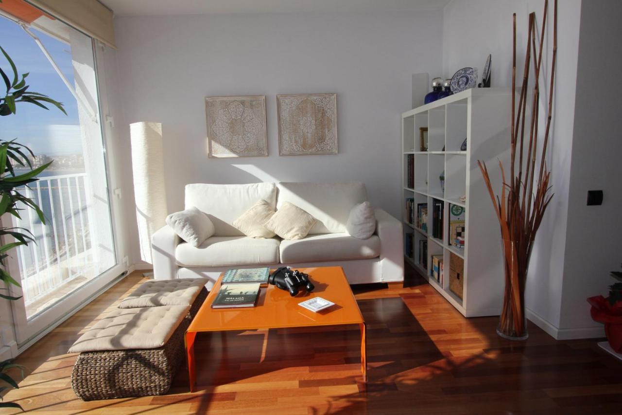 Apartamento Frente Al Mar Malaga Bagian luar foto