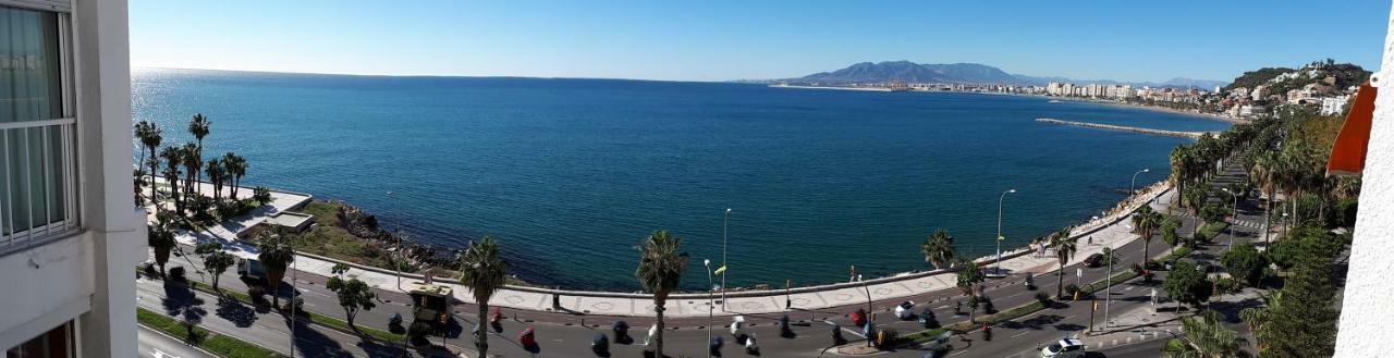 Apartamento Frente Al Mar Malaga Bagian luar foto